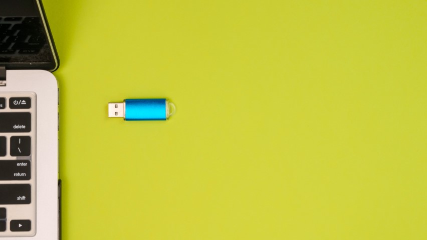 clé USB
Photo de Kindel Media provenant de Pexels